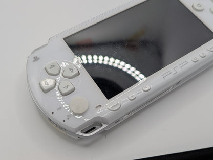 White PSP 1000