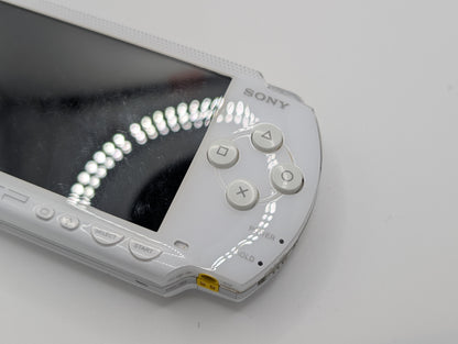 White PSP 1000