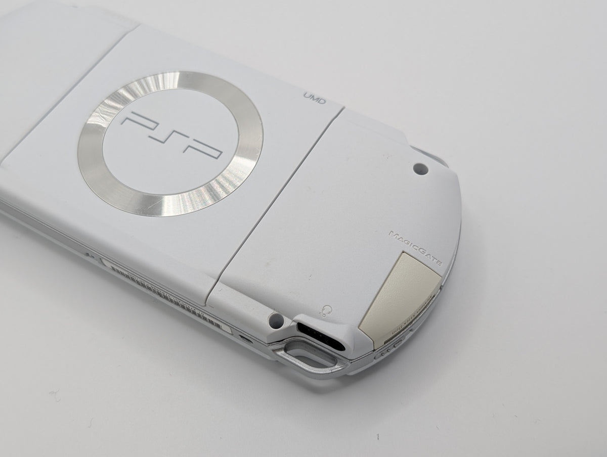 White PSP 1000