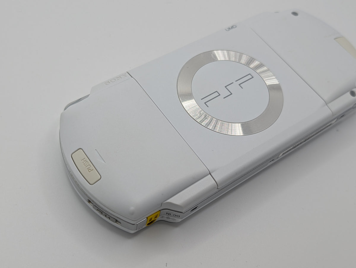 White PSP 1000