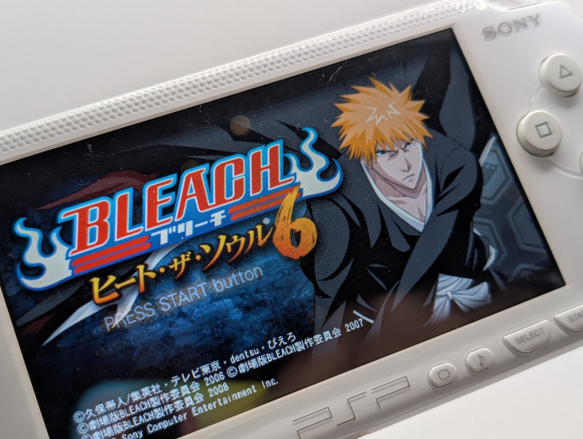 White PSP 1000