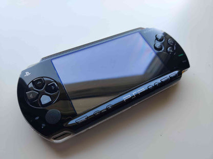 Piano Black PSP 1000